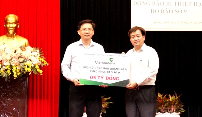 Vietcombank Quảng Ngãi hỗ trợ 03 tỷ đồng