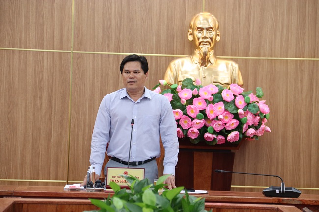 Phó Chủ tịch UBND tỉnh Trần Phước Hiền làm việc với Sở Công Thương về nhiệm vụ công tác năm 2024