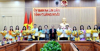 Đoàn đại biểu cấp cao tỉnh Champasak thăm, chúc Tết tại Quảng Ngãi