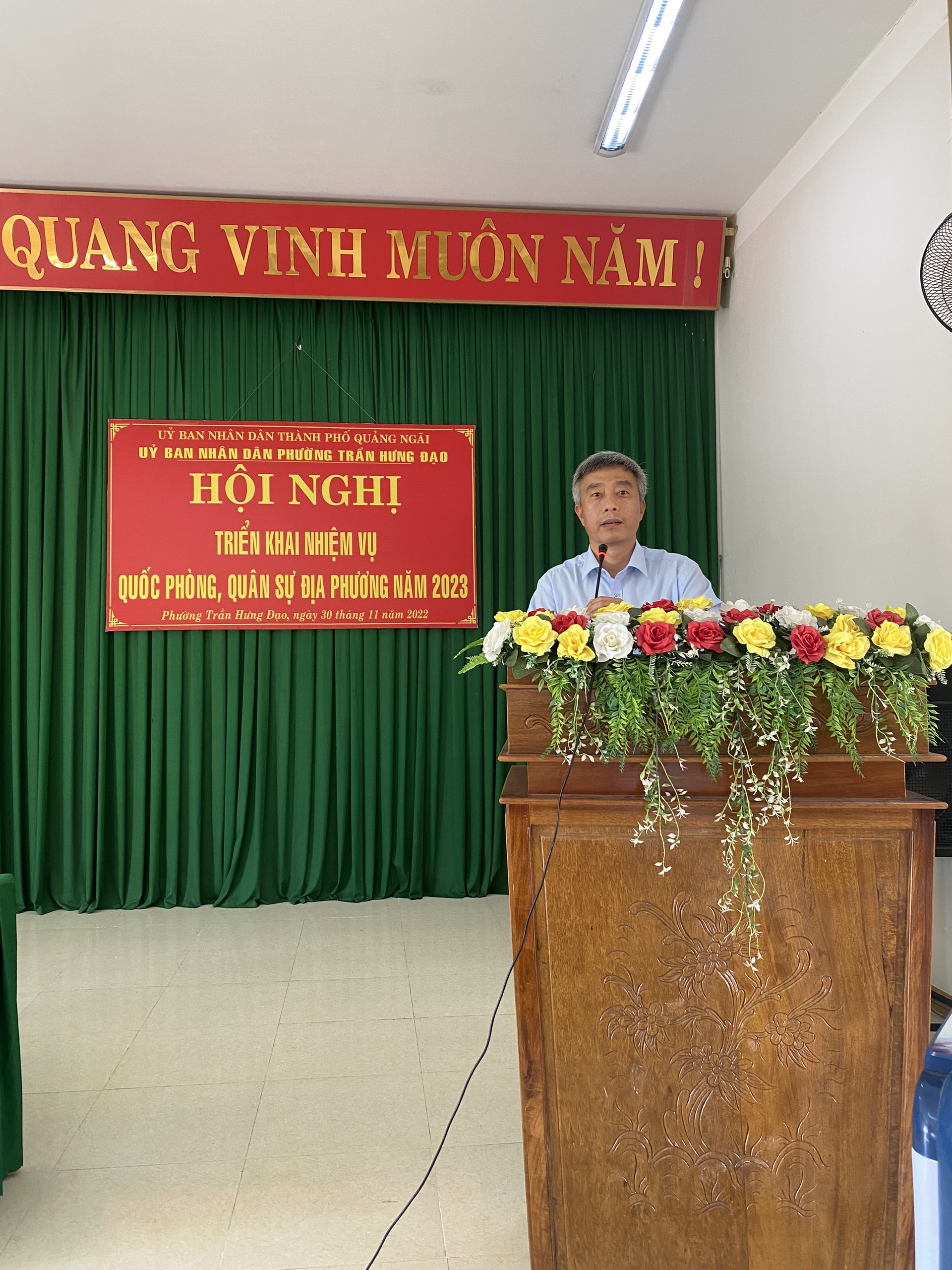 Đồng chí Đặng Ngọc Thanh, Phó Bí thư - CHủ tịch UBND phường phát biểu kết luận Hội nghị