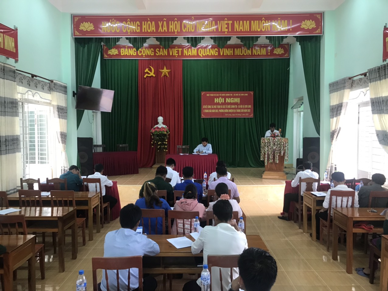 Mặt trận Tổ quốc và các tổ chức chính trị xã hội xã Sơn Long tổ chức hội nghị sơ kết 6 tháng đầu năm, bàn phương hướng nhiệm vụ 6 tháng cuối năm 2022.