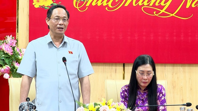 Phó Chủ tịch Quốc hội Trần Quang Phương làm việc tại Quảng Ngãi
