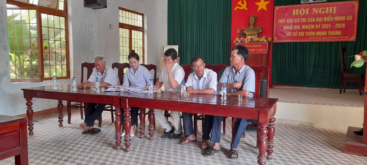 Hội đồng nhân dân xã Tịnh Minh, khoá XIII, nhiệm kỳ 2021 - 2026 tiếp xúc cử tri trước kỳ họp thứ 9 (Thường kỳ giữa năm 2023)
