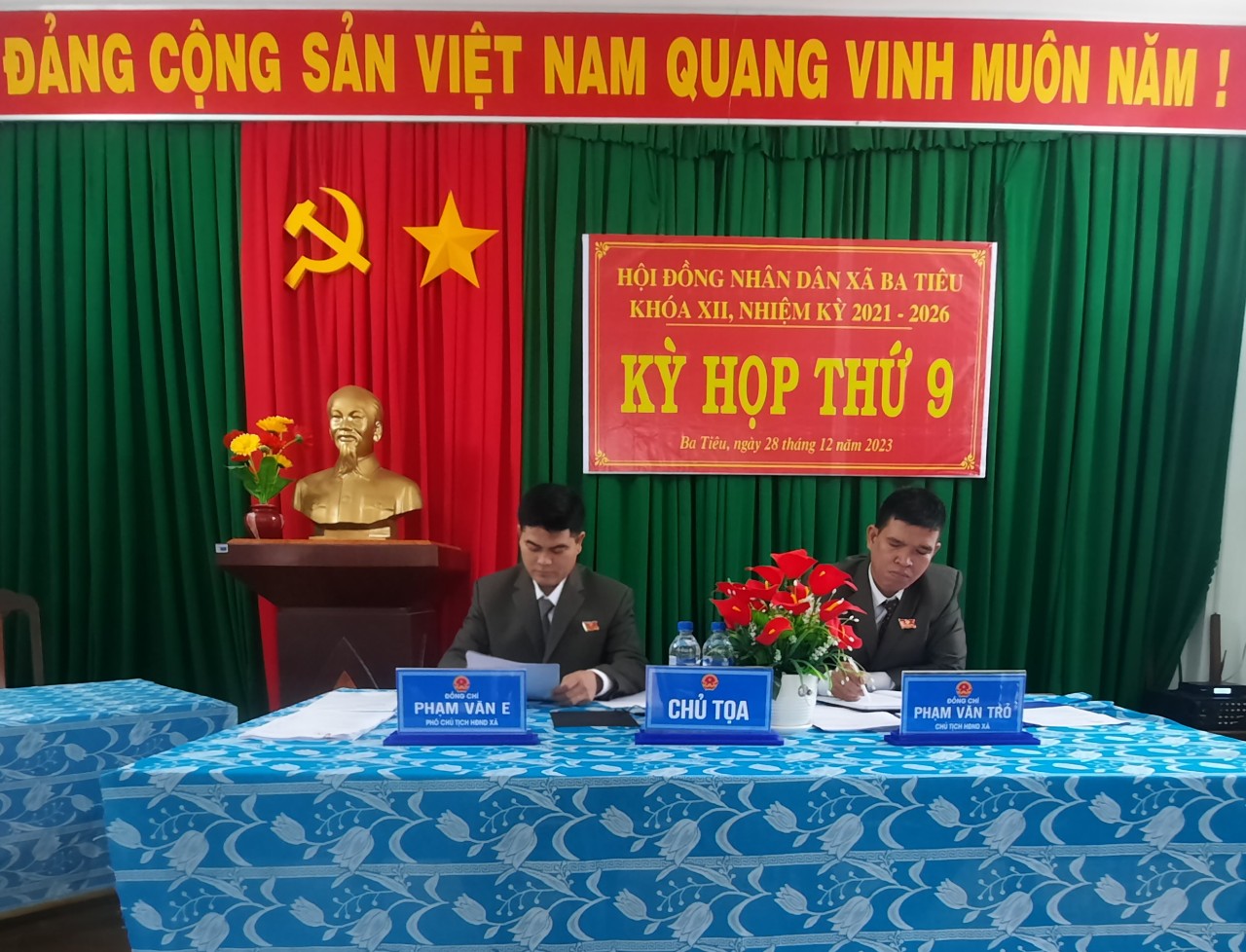 Hội đồng nhân dân xã Ba Tiêu tổ chức kỳ họp thứ 9, khoá XII (kỳ họp cuối năm 2023) nhiệm kỳ 2021-2026