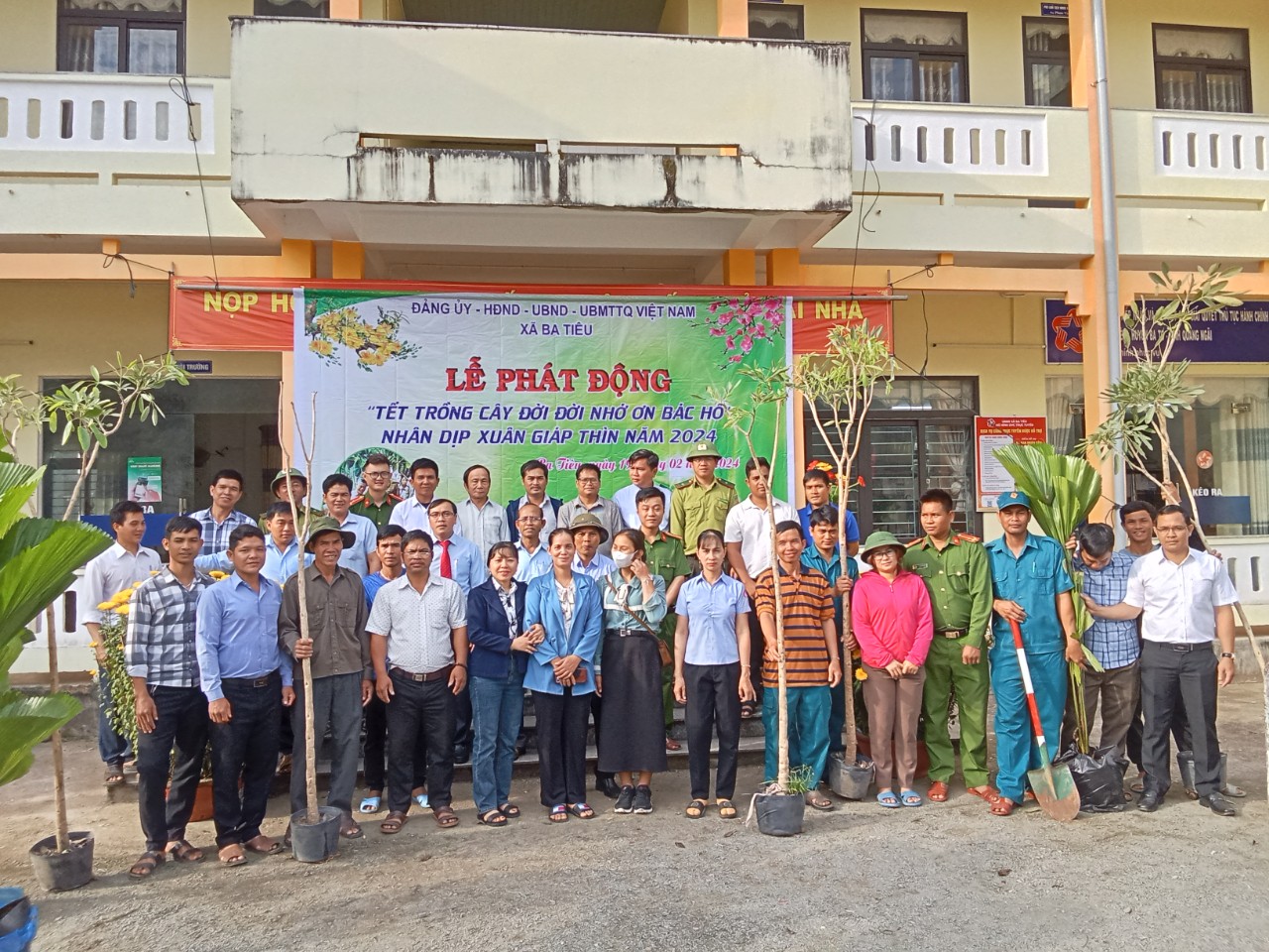 UBND xã Ba Tiêu tổ chức Lễ phát động phong trào “Tết trồng cây đời đời nhớ ơn Bác Hồ” nhân dịp Xuân Giáp Thìn năm 2024