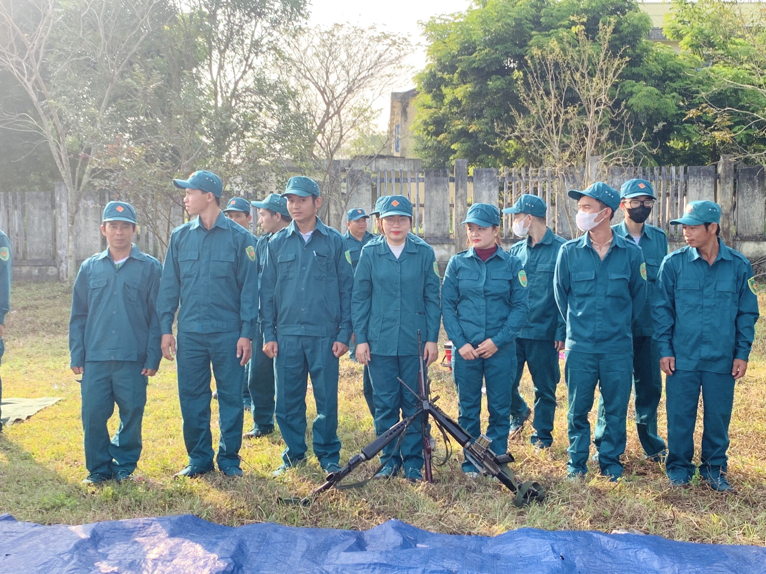 Đảng ủy, HĐND, UBND, Ủy ban MTTQ Việt Nam và các Hội đoàn thể xã Tịnh Minh thăm huấn luyện dân quân năm 2024