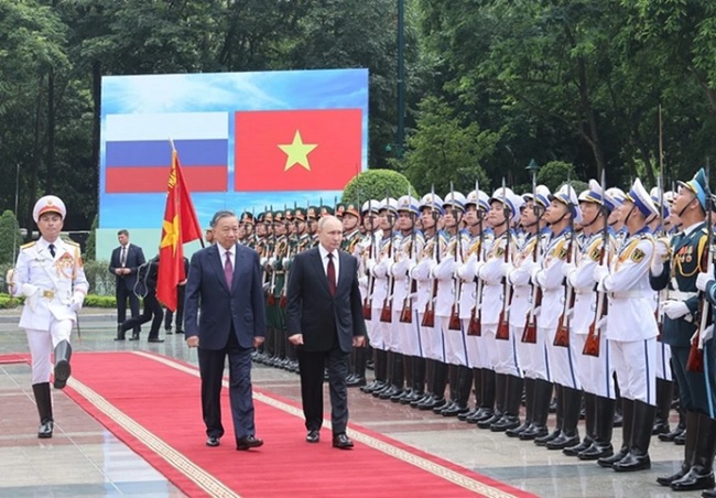 Foreign media spotlights Russian President Putin’s Viet Nam visit