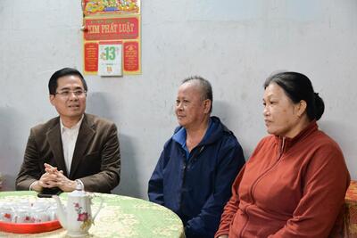 Chủ tịch UBND tỉnh Nguyễn Hoàng Giang thăm, chúc Tết gia đình thương binh Lê Bình