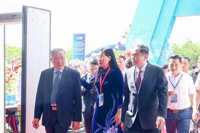 Chủ tịch Quốc hội Trần Thanh Mẫn dự lễ động thổ dự án Đầu tư xây dựng và kinh doanh kết cấu hạ tầng Khu công nghiệp VSIP II Quảng Ngãi
