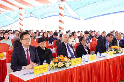 Đại biểu dự lễ