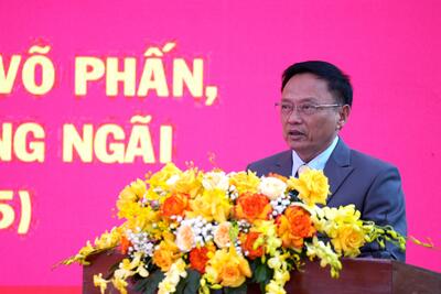 Lãnh đạo huyện Sơn Tịnh phát biểu tại lễ kỷ niệm