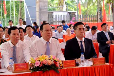 Lãnh đạo Bộ NN&MT và lãnh đạo tỉnh dự lễ kỷ niệm