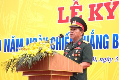 Cựu chiến binh Lê Văn Thọ phát biểu tại buổi Lễ