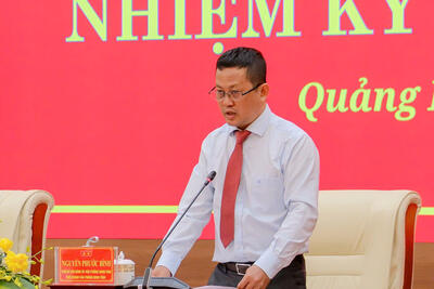 Đồng chí Nguyễn Phước - Phó Bí thư Đảng ủy Văn phòng UBND tỉnh, Phó Chánh Văn phòng UBND tỉnh phát biểu tại Đại hội
