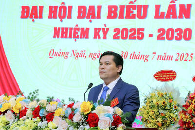 Phó Chủ tịch UBND tỉnh Trần Phước Hiền phát biểu tại Đại hội