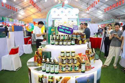 Các sản phẩm trưng bày tại Hội chợ