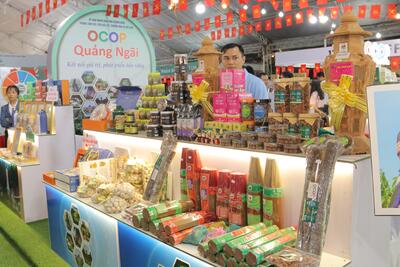 Nhiều sản phẩm được trưng bày