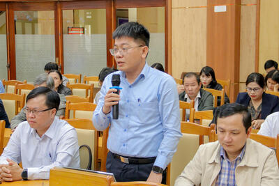 Đại biểu tham gia thảo luận tại Hội nghị