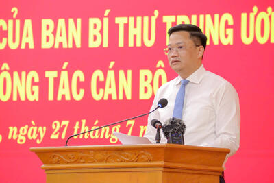 Đồng chí Nguyễn Đức Tâm Phó Bí thư Tỉnh ủy Quảng Ngãi  phát biểu nhận nhiệm vụ