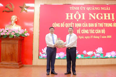Lãnh đạo Ban Tổ chức Trung ương chúc mừng đồng chí Nguyễn Đức Tâm nhận nhiệm vụ Phó Bí thư Tỉnh ủy Quảng Ngãi