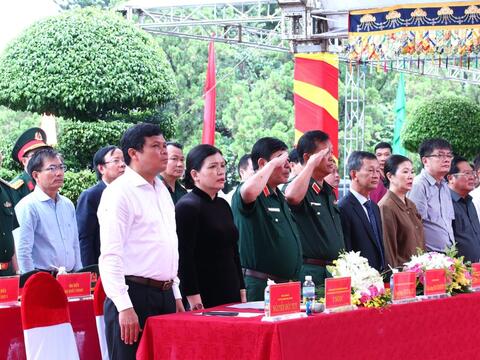 Lễ cầu siêu Anh hùng liệt sĩ tại Nghĩa trang Liệt sĩ Kon Tum