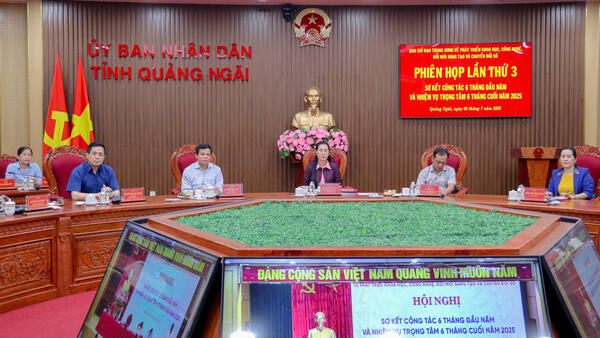 Hội nghị sơ kết 6 tháng đầu năm Ban Chỉ đạo Trung ương về phát triển khoa học, công nghệ, đổi mới sáng tạo và chuyển đổi số