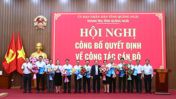 Thanh tra tỉnh công bố quyết định về công tác cán bộ