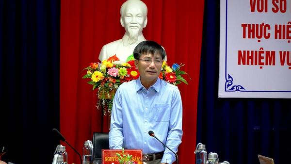 Phó Chủ tịch UBND tỉnh Nguyễn Ngọc Sâm làm việc với Sở Khoa học và Công nghệ