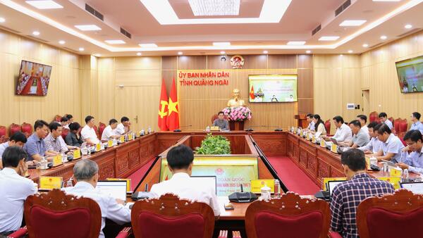 Đẩy mạnh thực hiện và giải ngân vốn đầu tư công