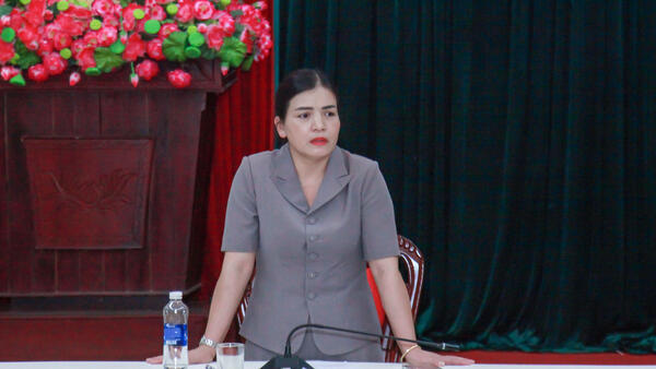 Phó Chủ tịch Thường trực UBND tỉnh Y Ngọc chỉ đạo ứng phó khẩn cấp với bão số 13