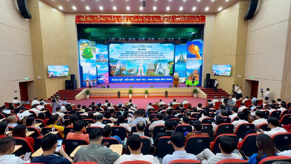 Hội nghị tổng kết Thỏa thuân hợp tác phát triển KT-XH giữa TP. Hồ Chí Minh với các tỉnh, thành vùng Duyên hải Nam Trung Bộ và Tây Nguyên
