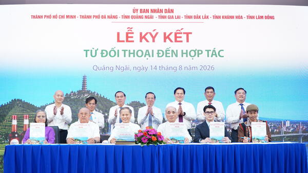 Diễn đàn “Trao đổi, chia sẻ kinh nghiệm phát triển sản phẩm OCOP, làng nghề và mô hình nông nghiệp trải nghiệm”