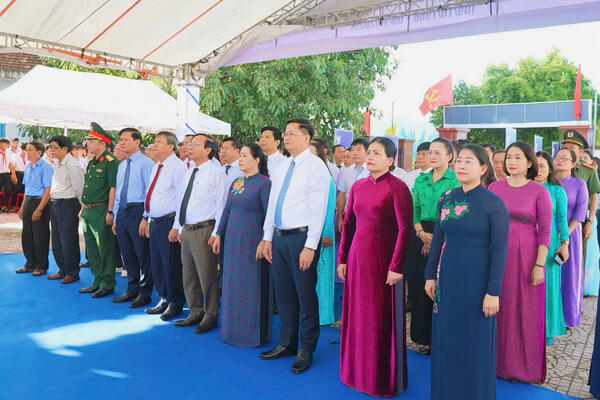 Tin nổi bật