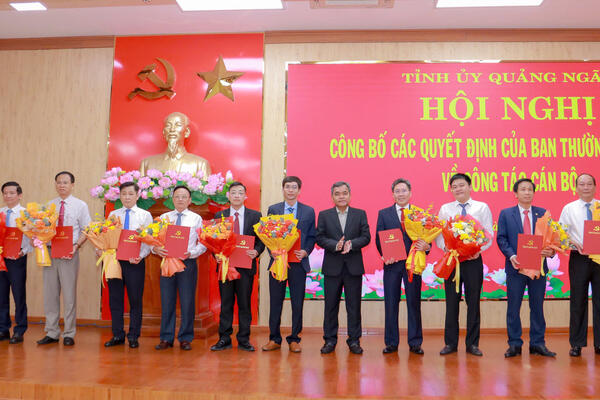 Tin nổi bật