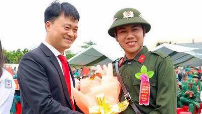 Quang Ngai military enlistment ceremony