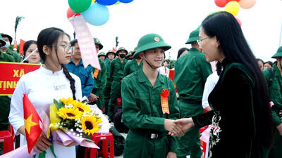 Quang Ngai military enlistment ceremony