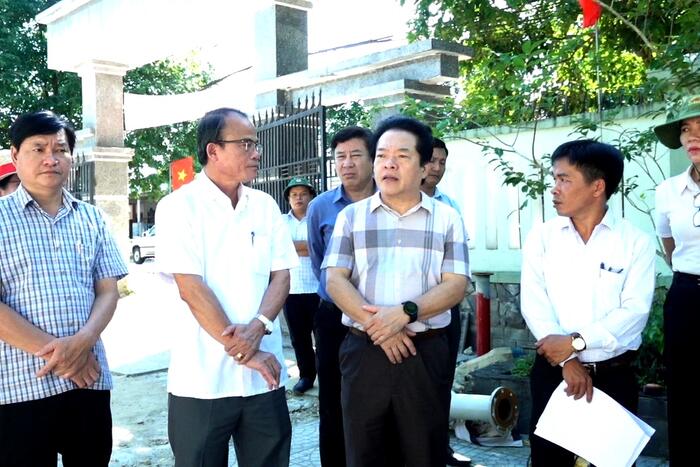 PPC’s Vice Chairman Võ Phiên inspects implementation of national target programs in Minh Long district