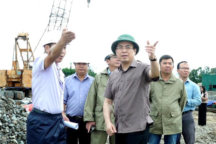Chairman Nguyễn Hoàng Giang inspects storm response measures for Typhoon No. 10 (Bualoi)