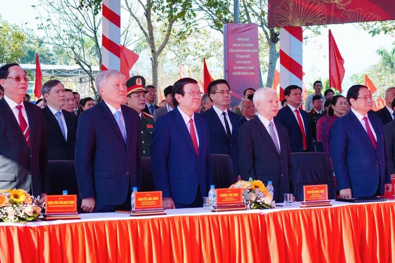 Ceremony marks 120th Birth Anniversary of Prime Minister Phạm Văn Đồng