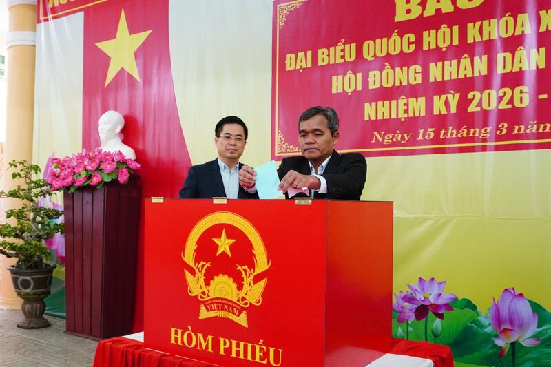 Quảng Ngãi voters enthusiastically join National Election Day