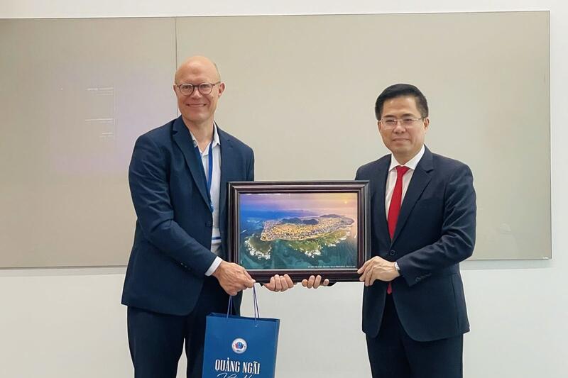Quảng Ngãi seeks stronger energy cooperation with France’s EDF