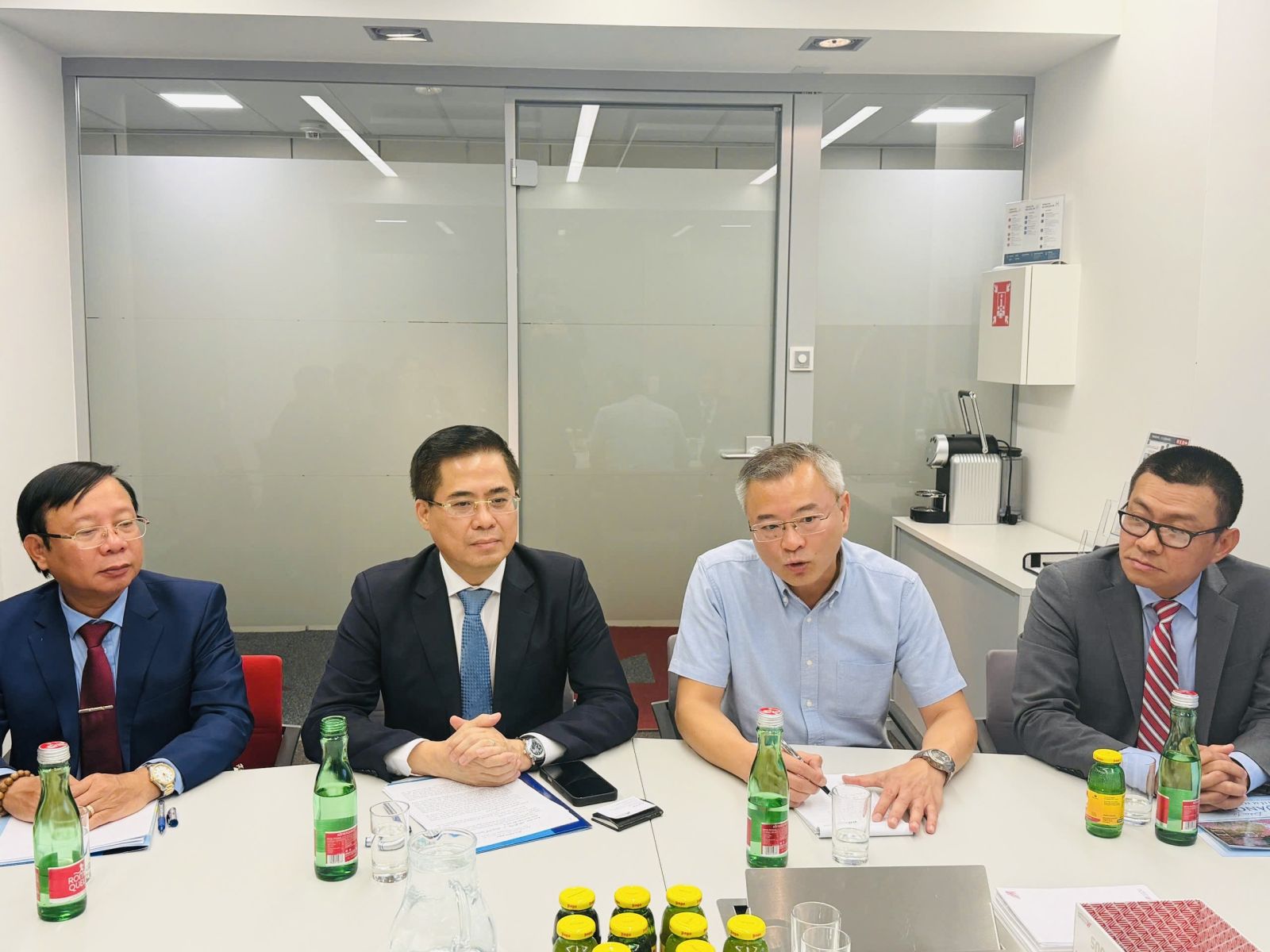 https://quangngai.gov.vn/upload/2006516/fck/ctthuong/IMG_7297.jpeg