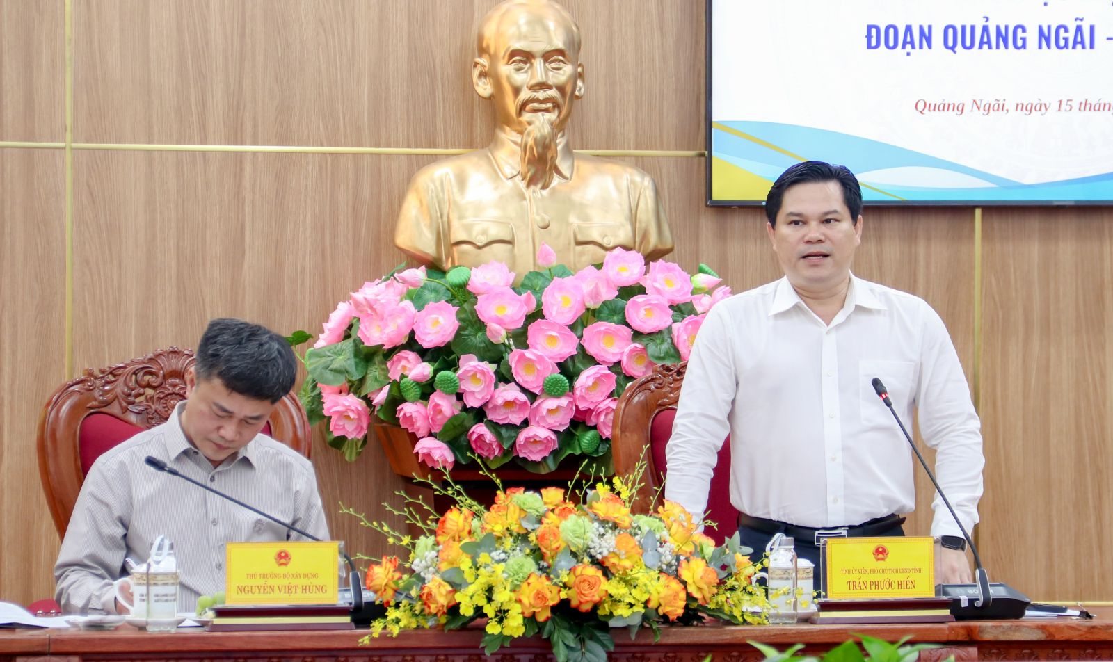 https://quangngai.gov.vn/upload/2006516/fck/htcha/IMG_5854.JPG